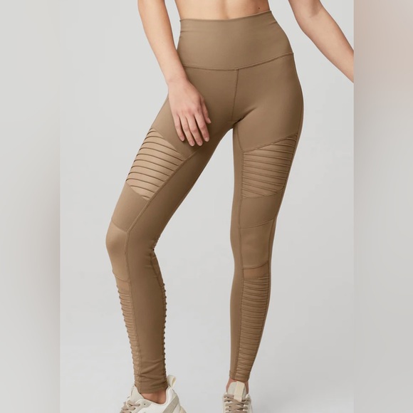 ALO Yoga Pants - 📦 MOVING SALE 📦 alo High Waist Moto Legging